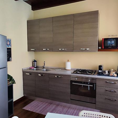 Daisy Apartment In Centro A Комо Экстерьер фото