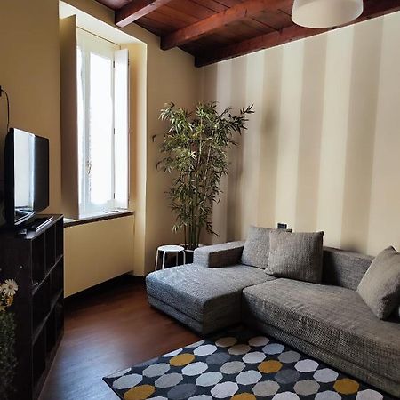 Daisy Apartment In Centro A Комо Экстерьер фото