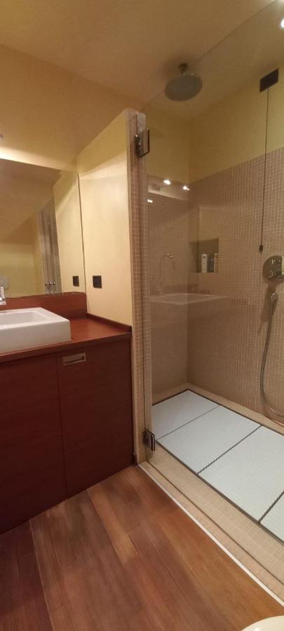 Daisy Apartment In Centro A Комо Экстерьер фото