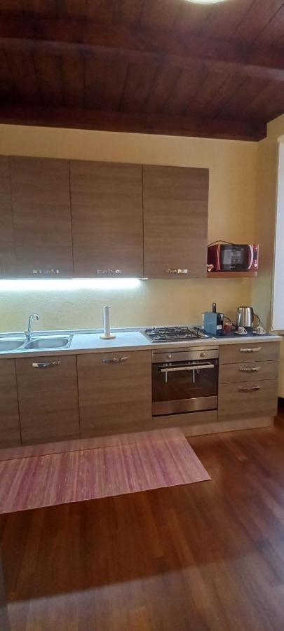 Daisy Apartment In Centro A Комо Экстерьер фото