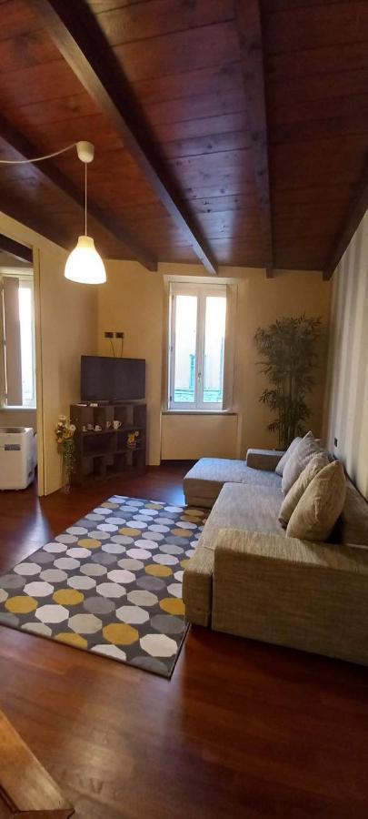 Daisy Apartment In Centro A Комо Экстерьер фото