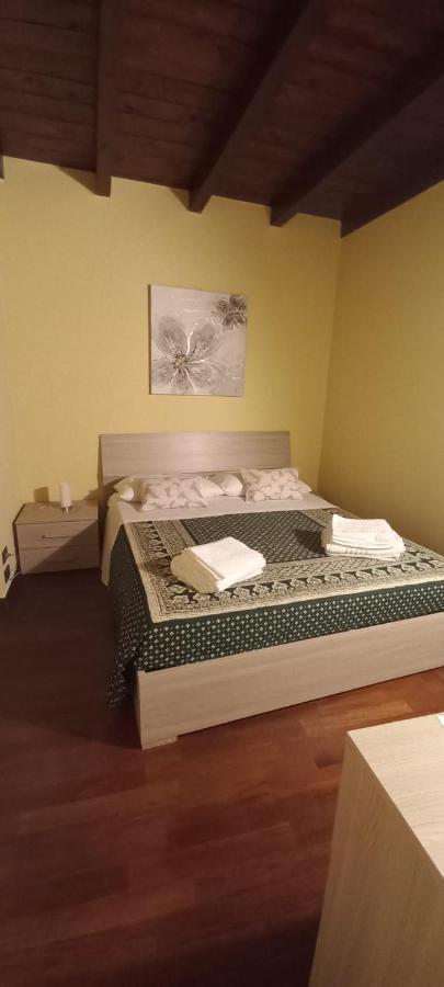 Daisy Apartment In Centro A Комо Экстерьер фото