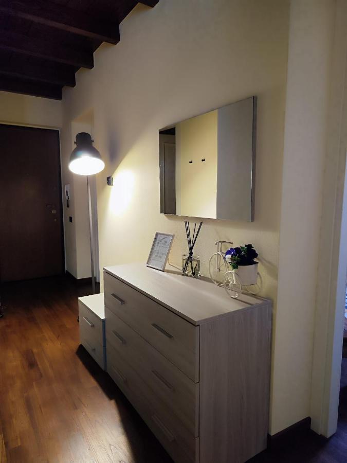 Daisy Apartment In Centro A Комо Экстерьер фото